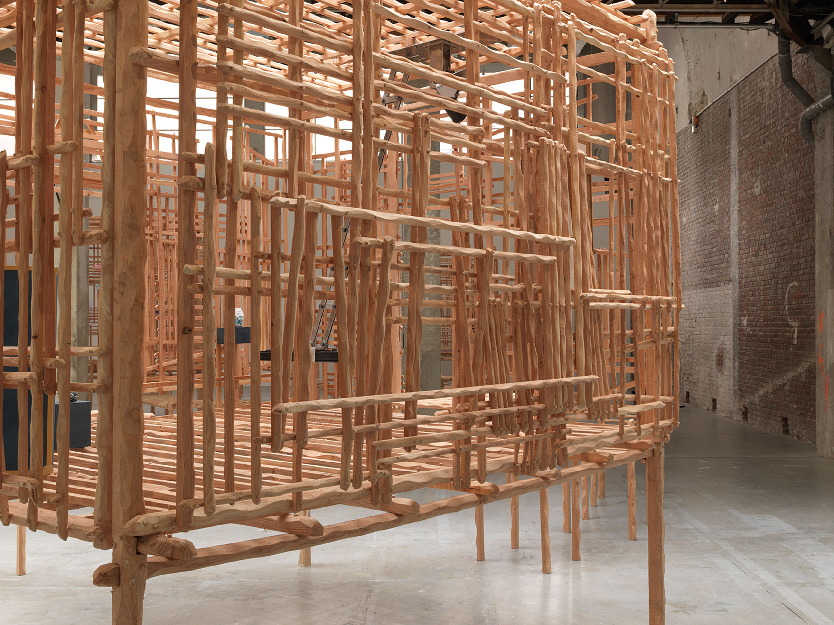 la redite en somme, ne s’amuse pas de sa répétition singulière - sara favriau